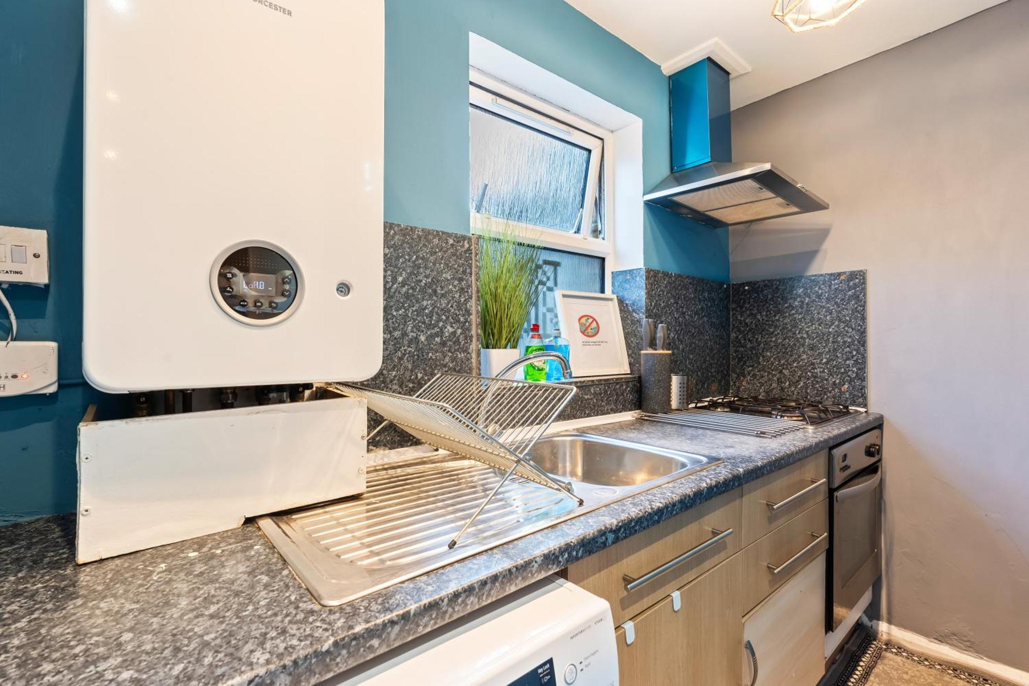 Impeccable 4-Bed House In Brixton London Villa Bagian luar foto