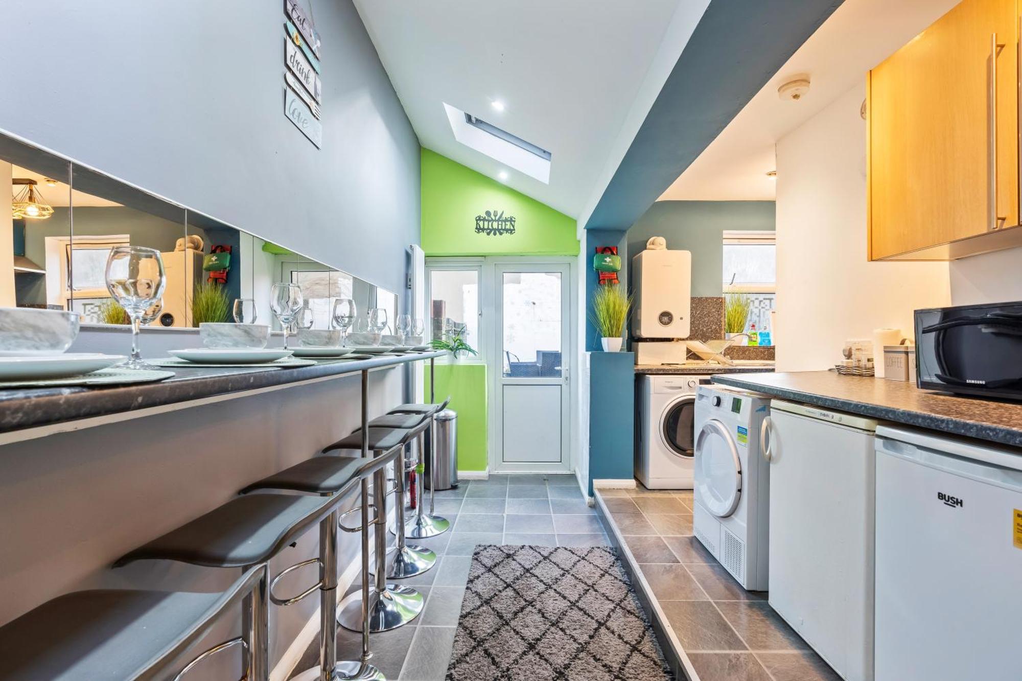 Impeccable 4-Bed House In Brixton London Villa Bagian luar foto