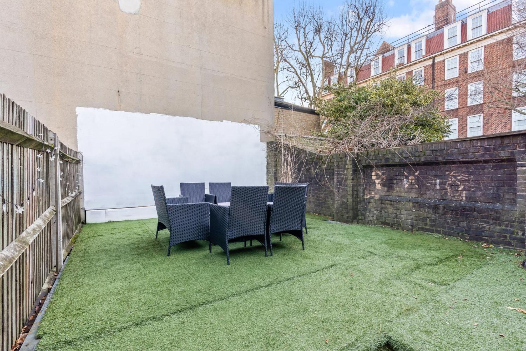 Impeccable 4-Bed House In Brixton London Villa Bagian luar foto